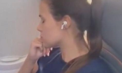 Jeniffer Castro, passageira que se recusou a trocar de lugar no avião (Reprodução)