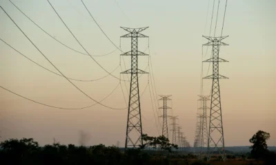 Linhas de transmissão de energia (Foto: Cesar Olmedo/Reuters)