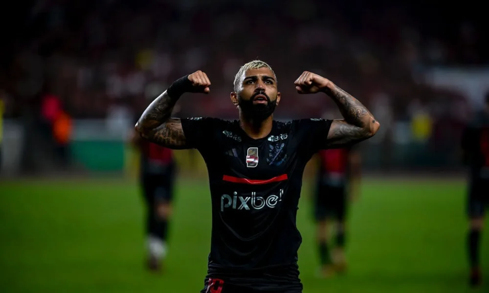 Gabigol fará jogo de despedida nesse domingo (8) • Marcelo Cortes / CRF
