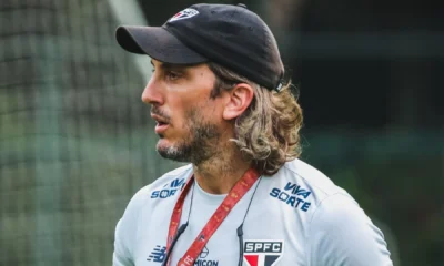 Zubeldía durante treino do São Paulo • Erico Leonan / saopaulofc.net