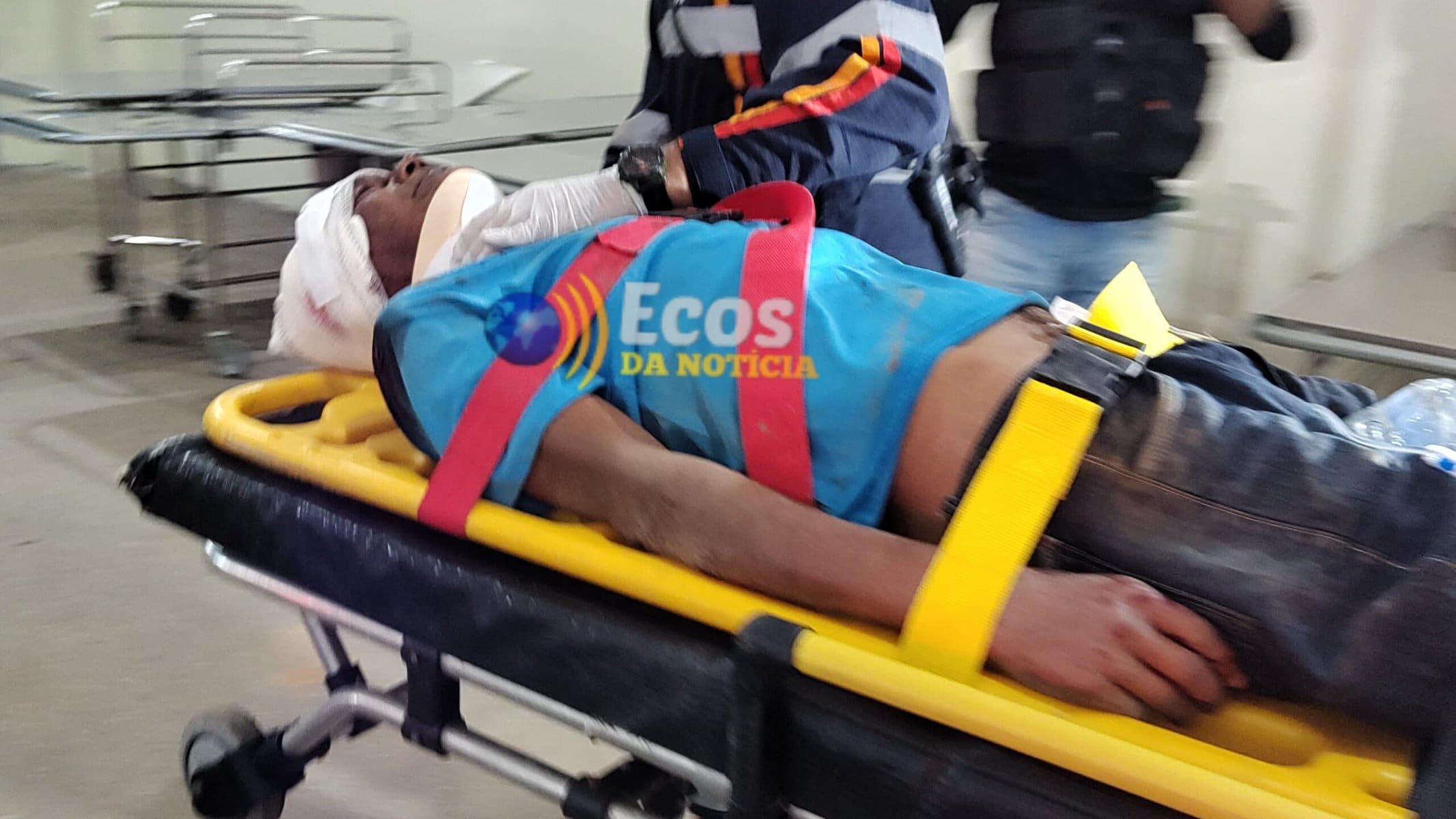 Ciclista é atropelado por carro não identificado na Estrada da Sobral; motorista foge sem prestar socorro