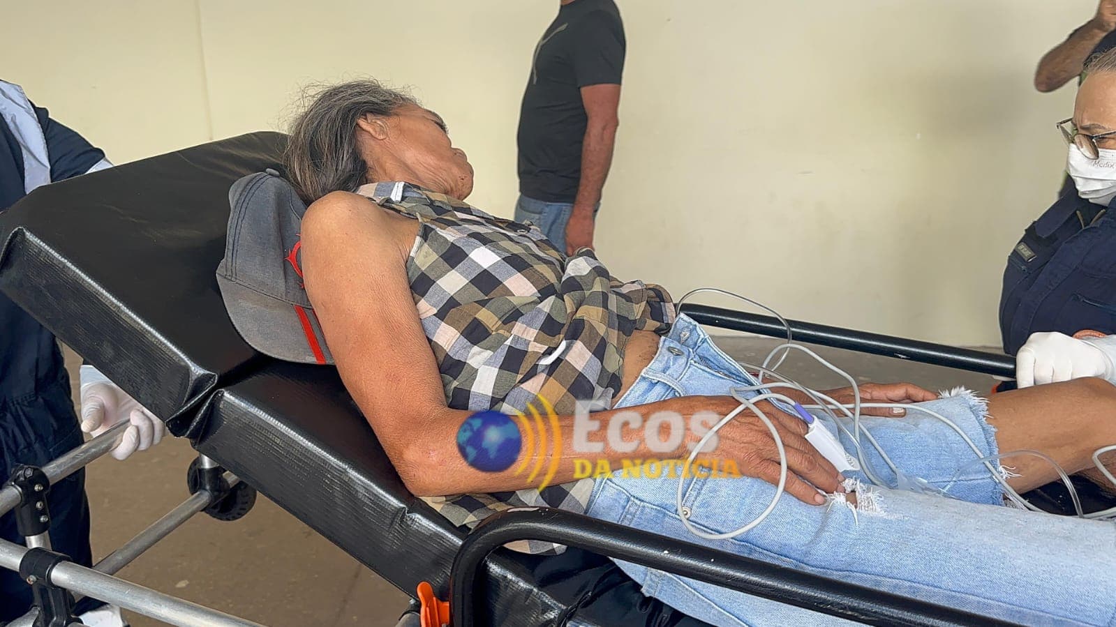 Mulher é esfaqueada após briga por drogas em Rio Branco