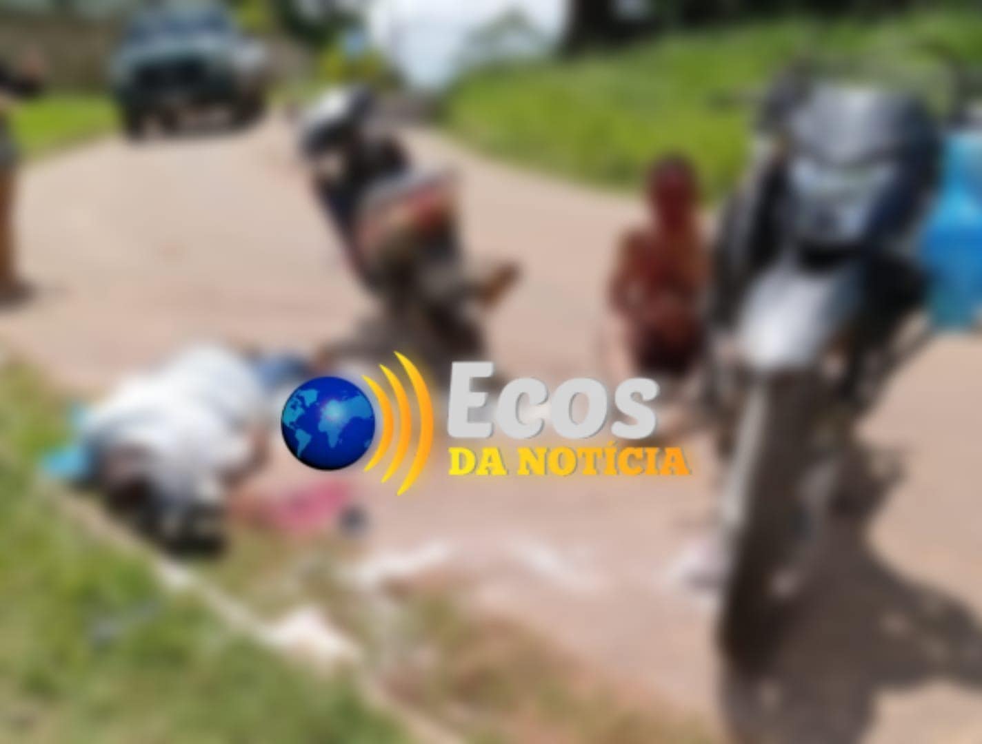 Colisão entre motos deixa três feridos na Estrada do Pacífico