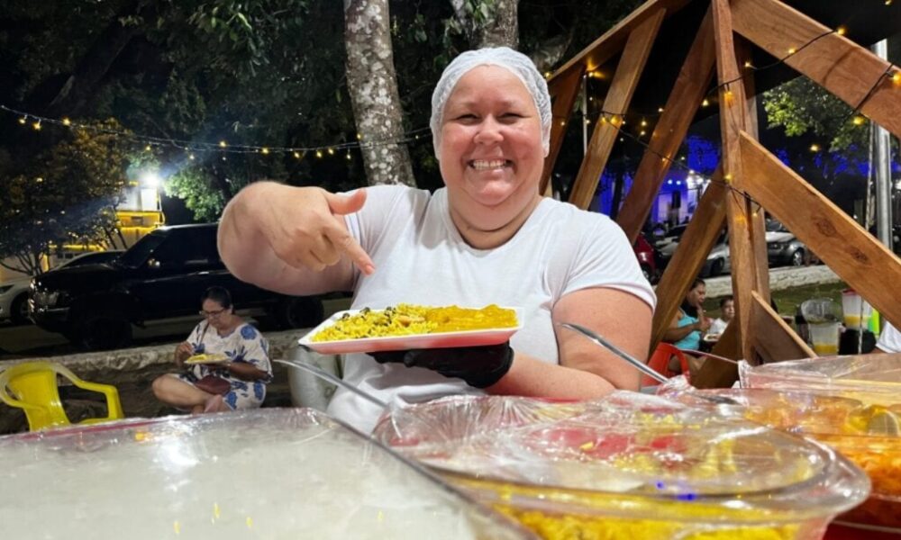 Geane é uma das empreendedoras presentes na Feira Natalina 2024. Foto: Karolini Oliveira/Sete