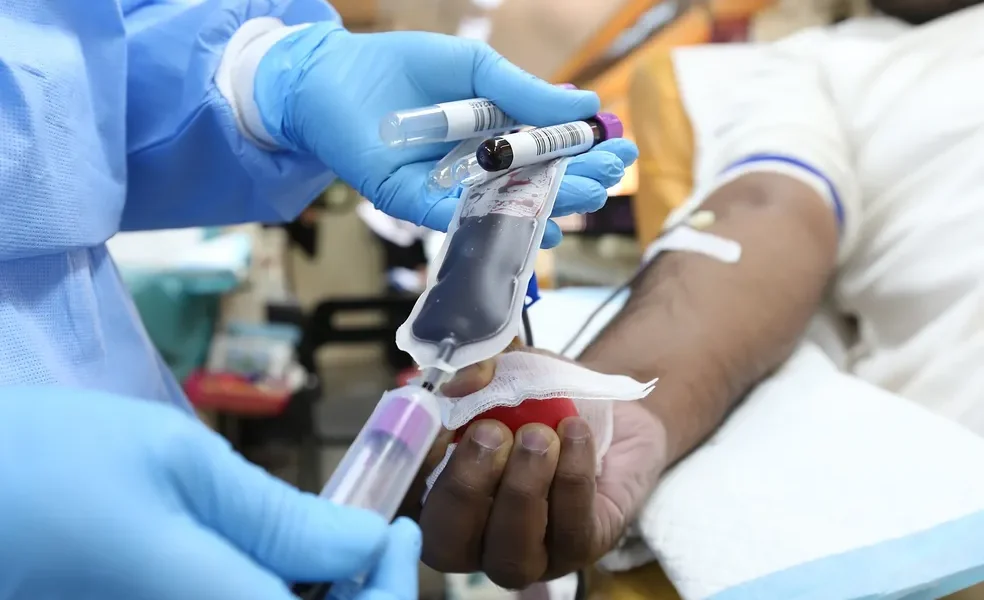 sangue CLT estabelece 12 situações em que o trabalhador pode se ausentar sem sofrer penalidades — Foto: Divulgação