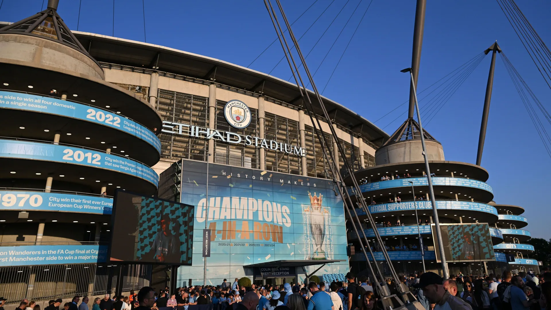 Manchester City anuncia receita recorde de R$ 5,4 bilhões na temporada 2023-24