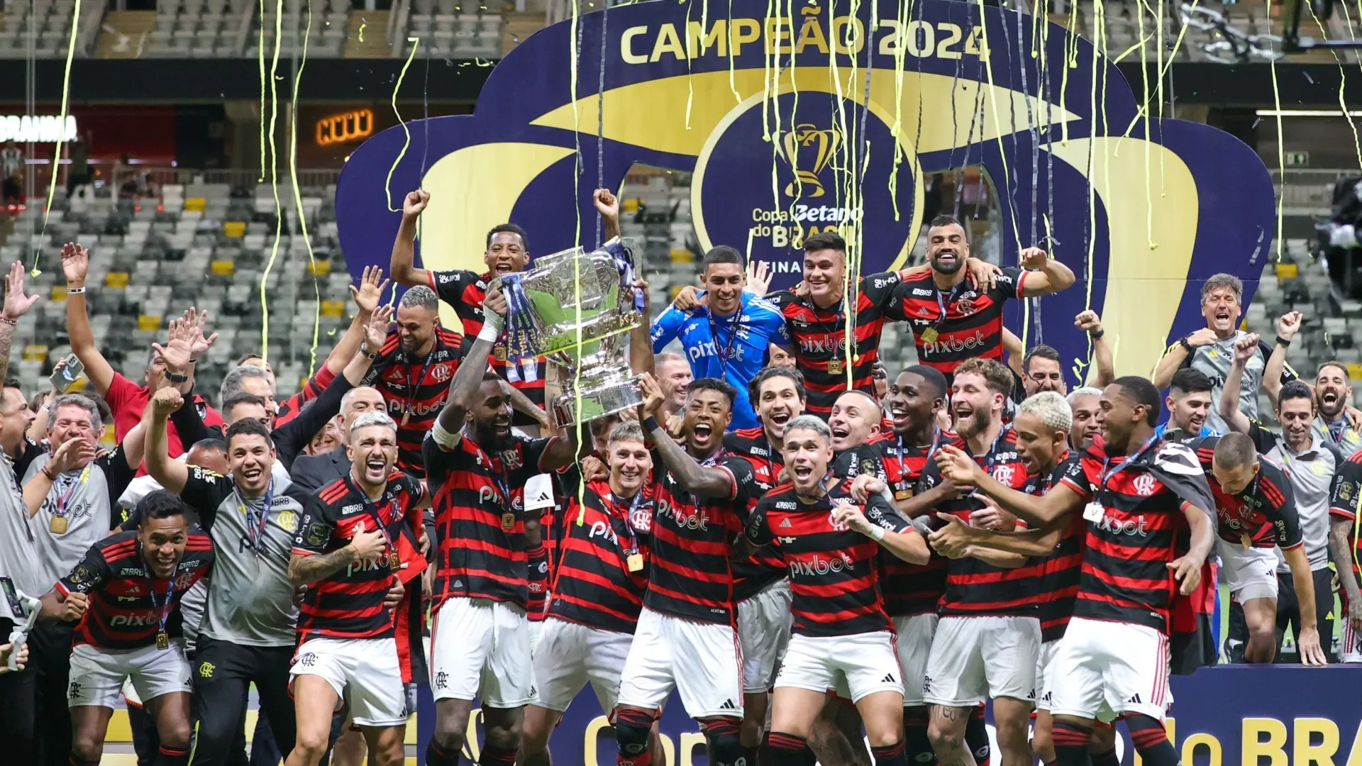 Flamengo bate R$ 1 bilhão em receitas pelo terceiro ano seguido; veja detalhes