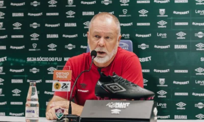 Mano Menezes, técnico do Fluminense, em coletiva • LUCAS MERÇON / FLUMINENSE F.C.