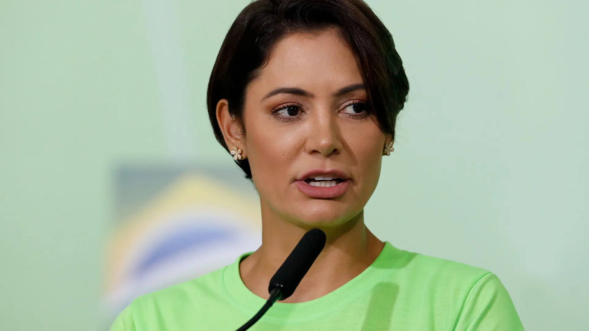 STF nega queixa-crime de Michelle Bolsonaro contra Erika Hilton e arquiva caso