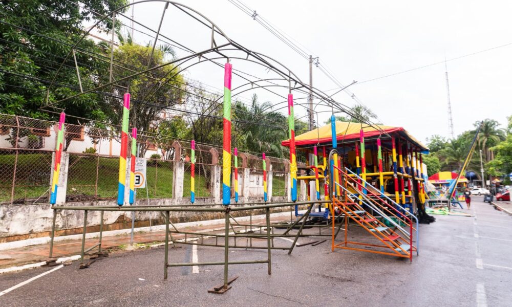 preparacao-feira-natalina-7 Governo finaliza preparativos para a Feira Natalina próximo ao Palácio Rio Branco