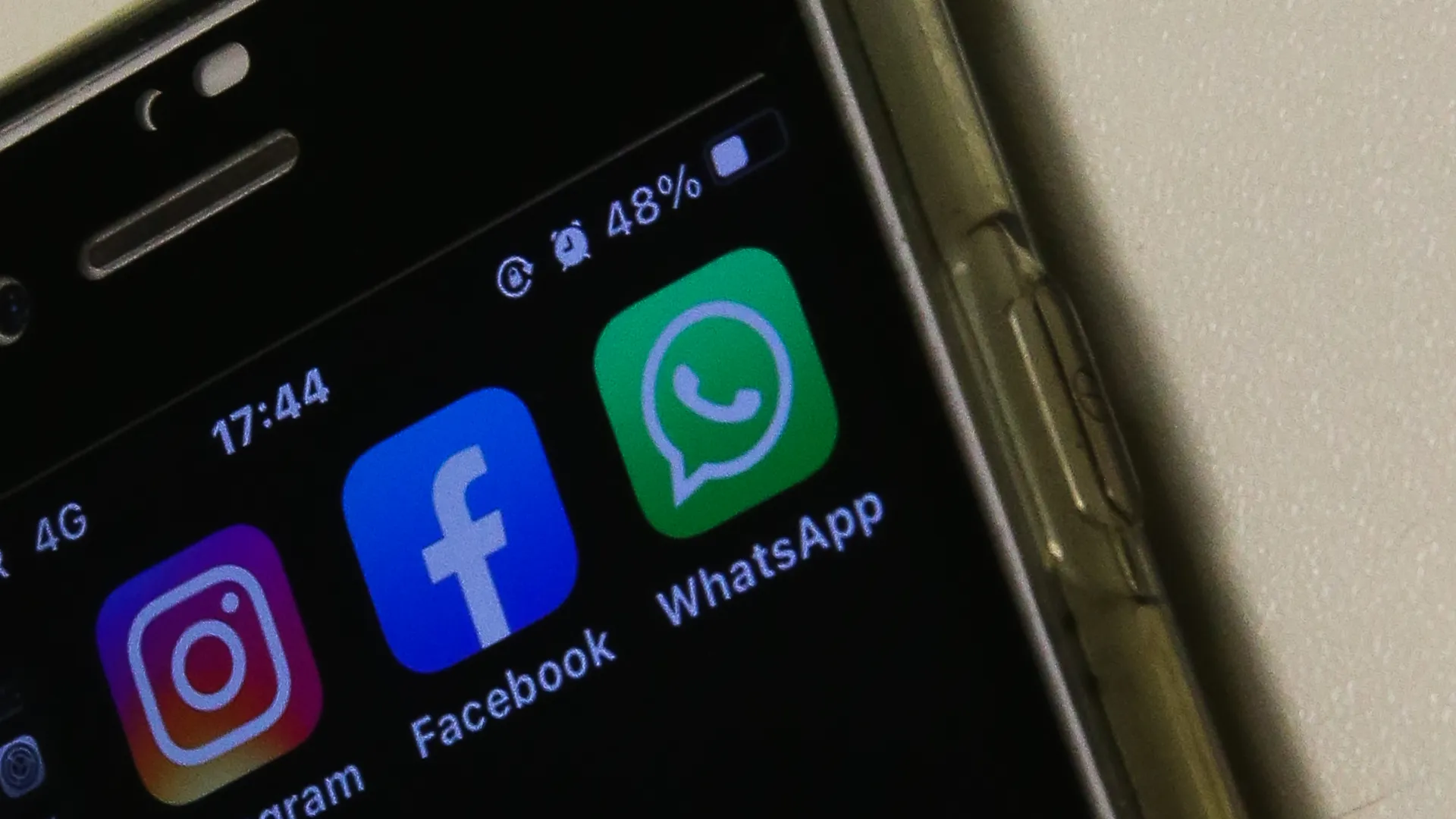 WhatsApp, Instagram e Facebook registram instabilidade nesta quarta-feira (11/12)