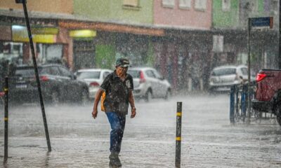 chuva FOTO DE JARDY LOPES