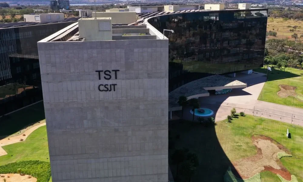 Edifício-sede do Tribunal Superior do Trabalho (TST) • Foto: Warley Andrade/TV Brasil/Agência Brasil (18.ago.2020)