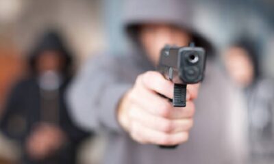 5719007420D437B6DBA8D5F227FDBA2075B8_assalto