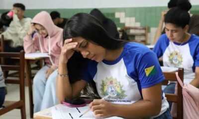 Estudantes-Acre-escola-jpg