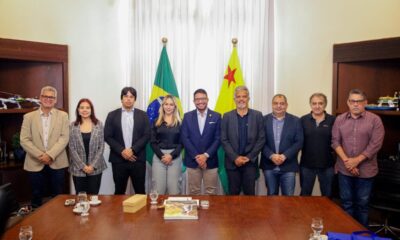 IMG-20250123-WA0037-1-1024×683 Comitiva do Grupo Bauminas anunciou instalação de unidade no Acre para o governador. Foto: Neto Lucena/Secom