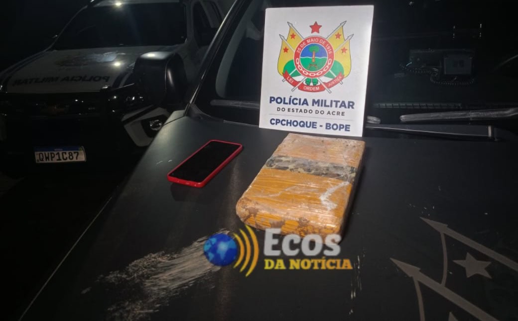 Polícia apreende cerca de 1 kg de maconha no bairro Cadeia Velha