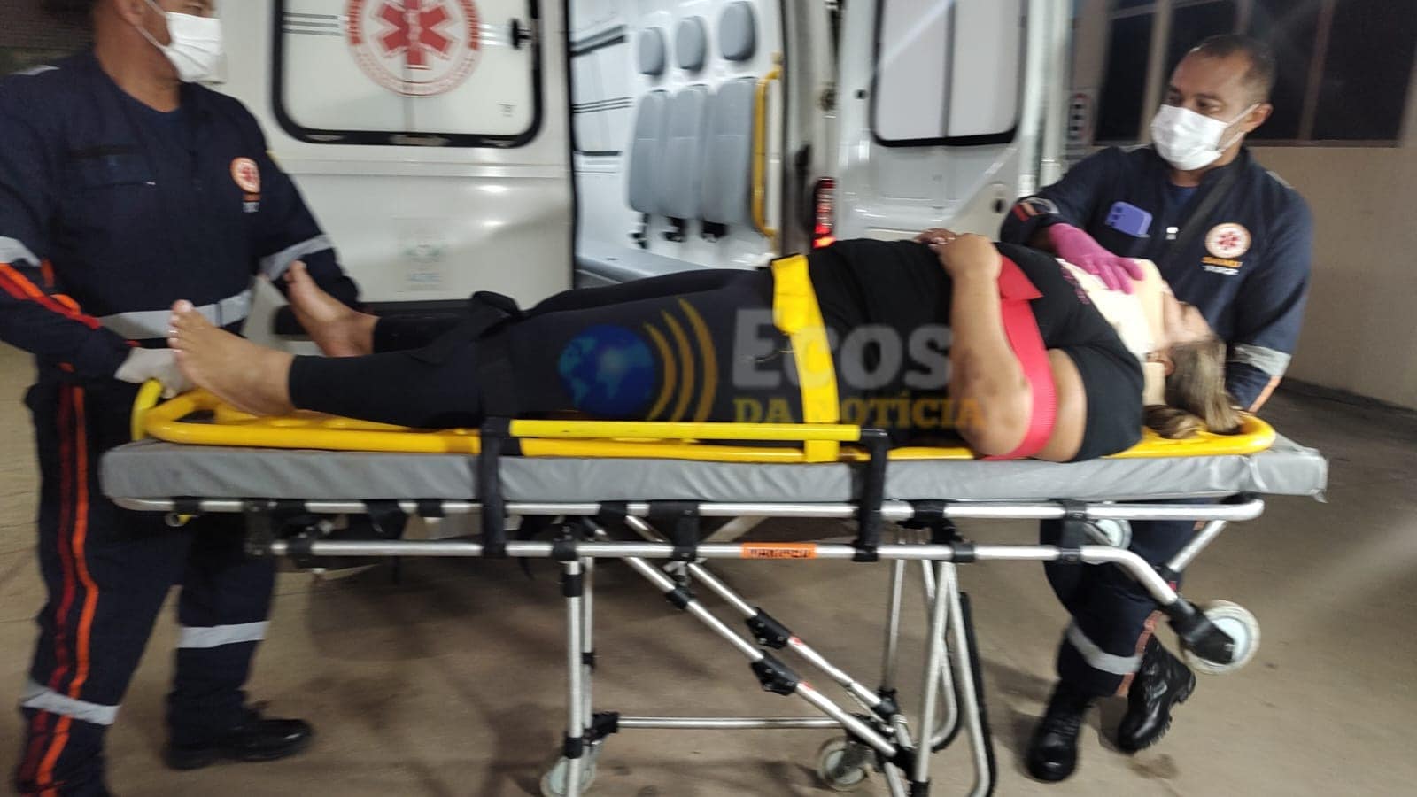 Colisão entre motocicletas deixa mulher ferida em Rio Branco