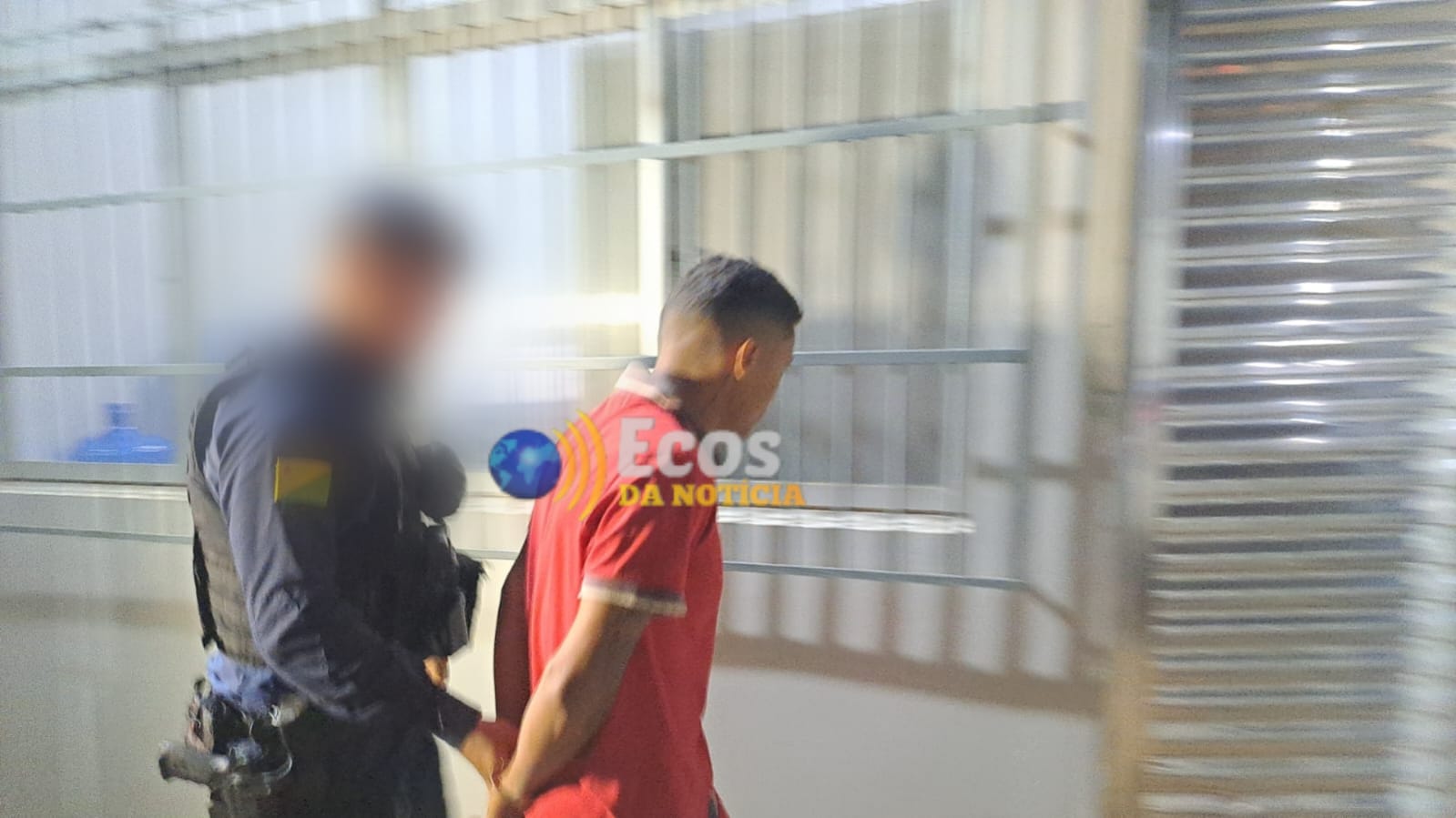 Força Tática do 1º Batalhão prende jovem por tráfico de drogas na Baixada da Sobral