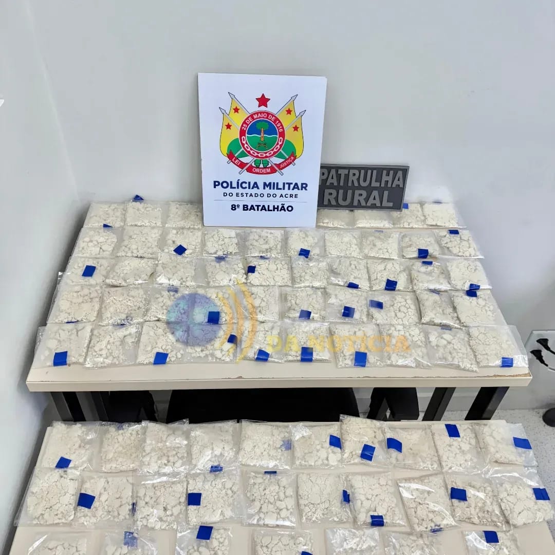 Polícia Militar apreende mais de 1,5 kg de entorpecentes na BR-364