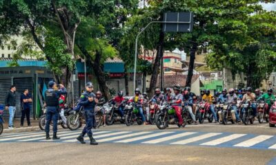 Motoboys fazem buzinaço em Rio Branco I Whidy Melo/ac24horas