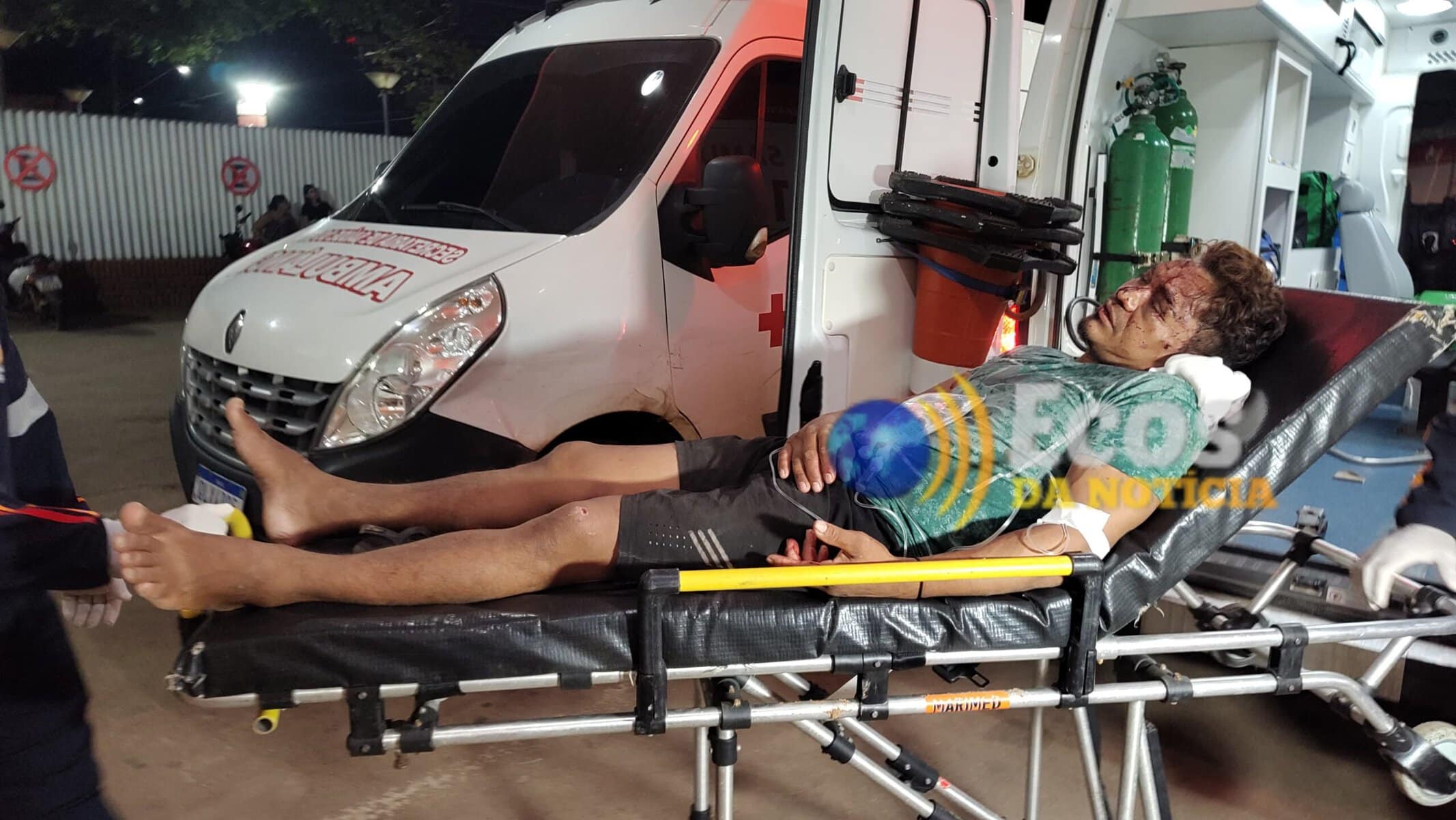 Brincadeira acaba mal: homem é agredido a pauladas na Baixada da Sobral