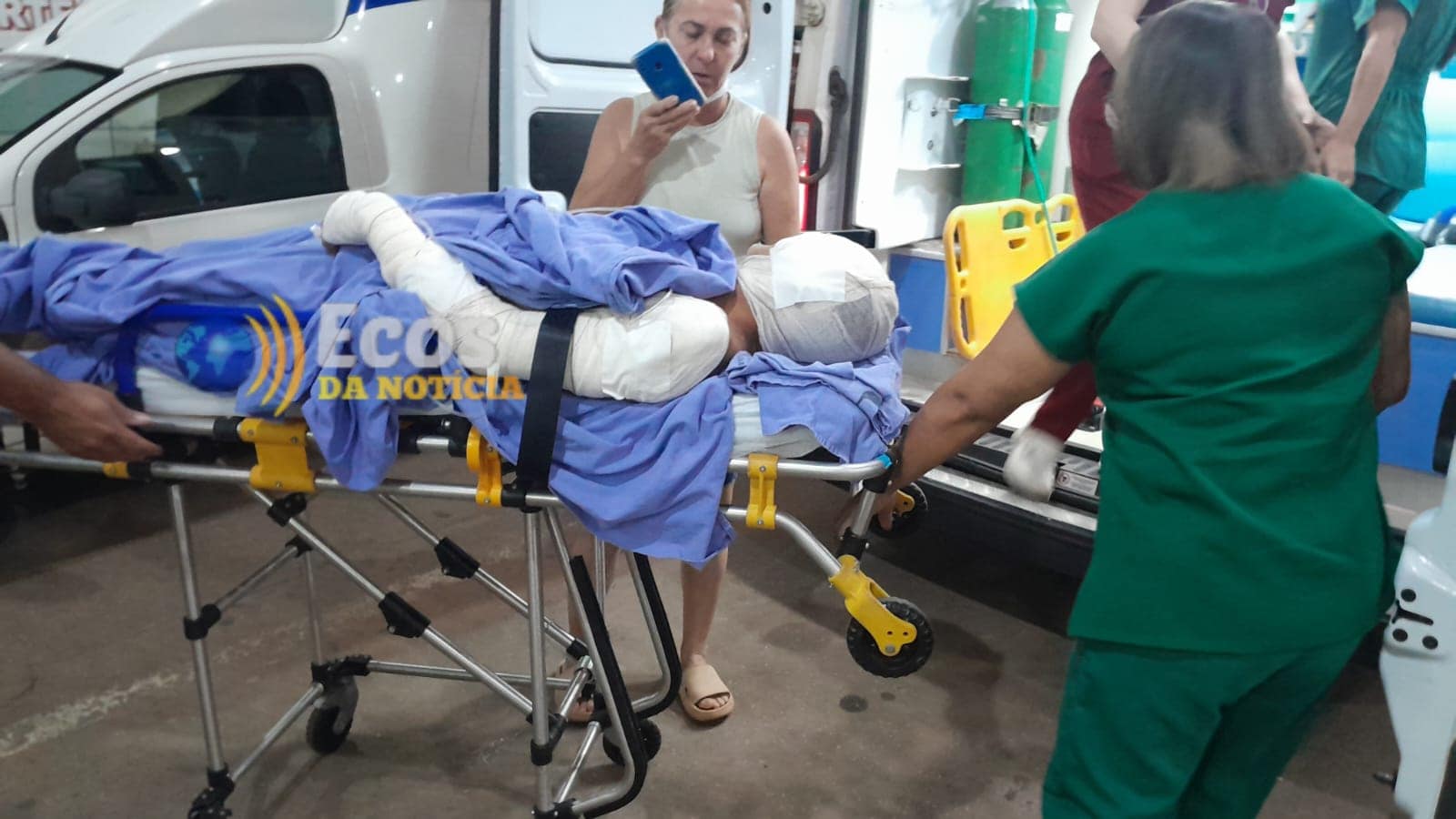 Motociclista sofre grave acidente ao desviar de buraco na BR-364