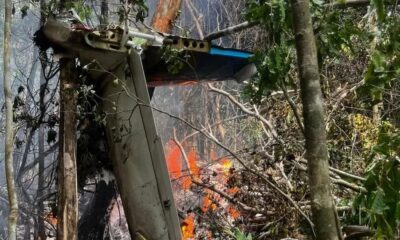 Foto: Imagem no local da queda do avião de matrícula PT-MEE, em 2023 I Corpo de Bombeiros do Acre/divulgação