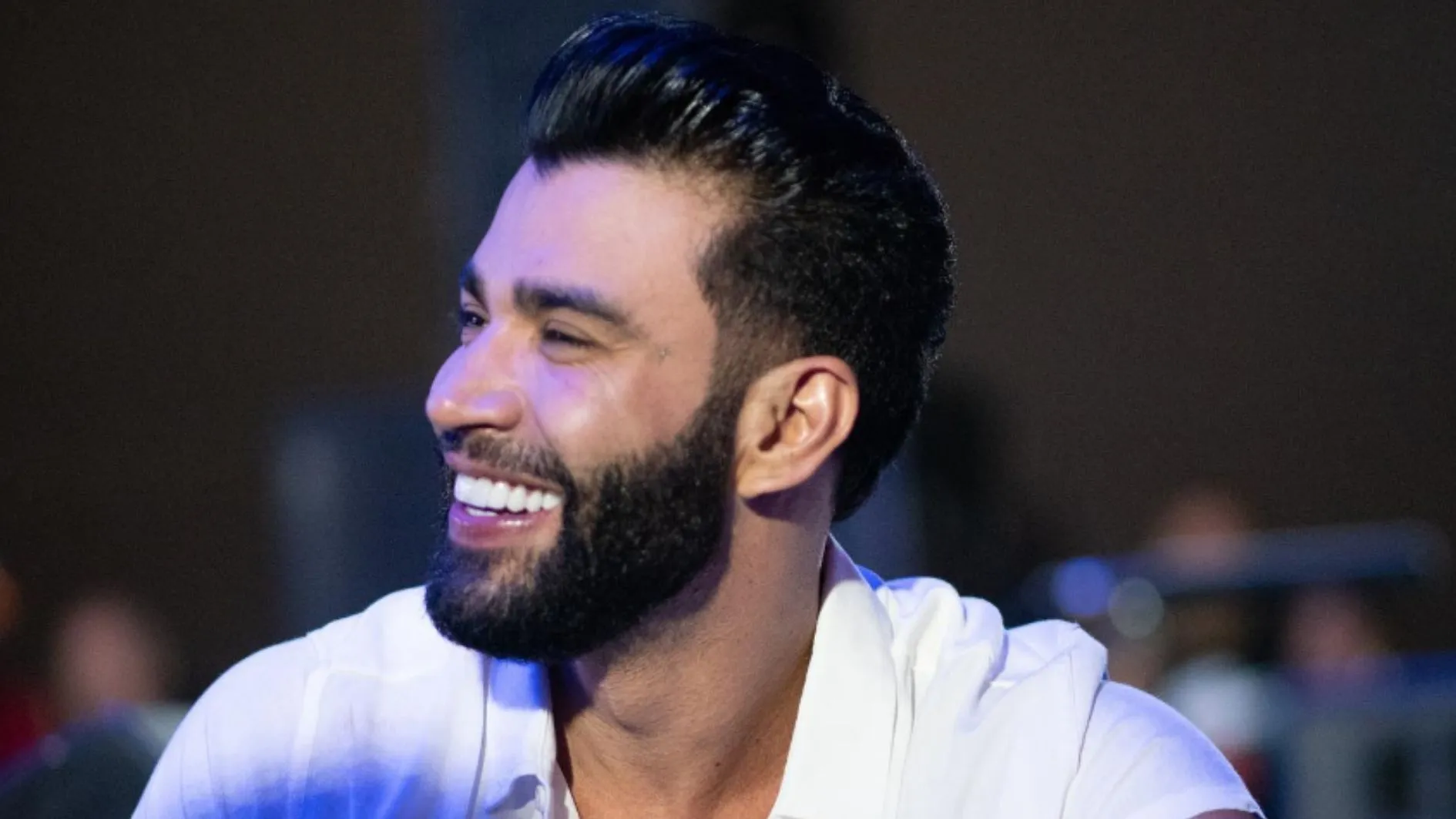 Gusttavo Lima não poderia cantar nos próprios comícios, dizem especialistas em direito