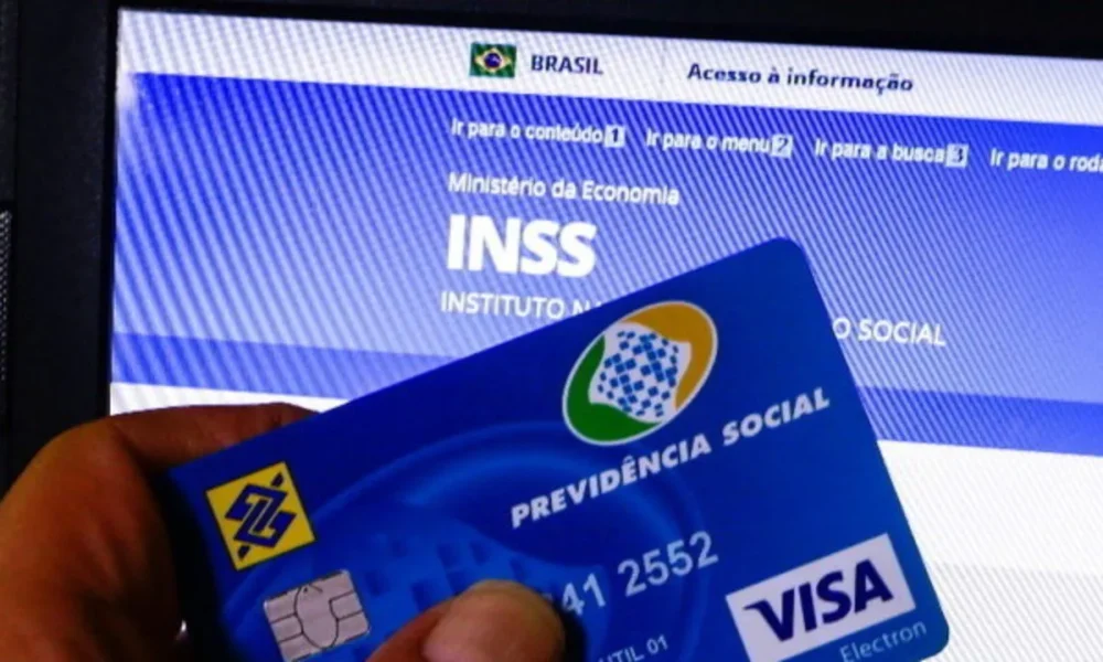 Saiba idade mínima e tempo de contribuição para se aposentar em 2025 • Agência Brasil