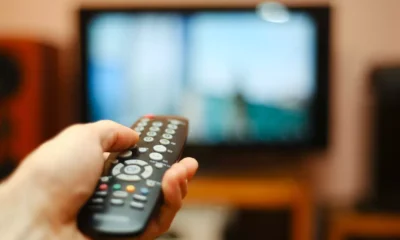 qual-a-a-altura-ideal-para-colocar-a-televisao-na-sala-de-assistir-tv qual-a-a-altura-ideal-para-colocar-a-televisao-na-sala-de-assistir-tv