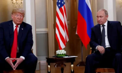 Em imagem de arquivo, o presidente dos EUA, Donald Trump, se encontra com o presidente russo, Vladimir Putin, em Helsinque, na Finlândia, em 16 de julho de 2018 — Foto: Kevin Lamarque/Reuters/Arquivo