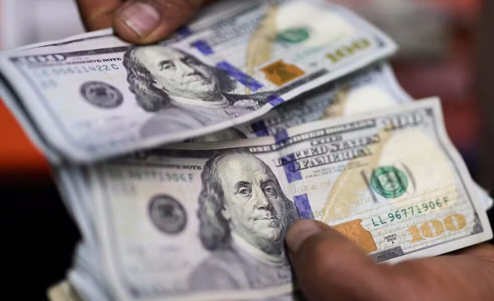 dolar Notas de dólar. — Foto: Luisa Gonzalez/ Reuters