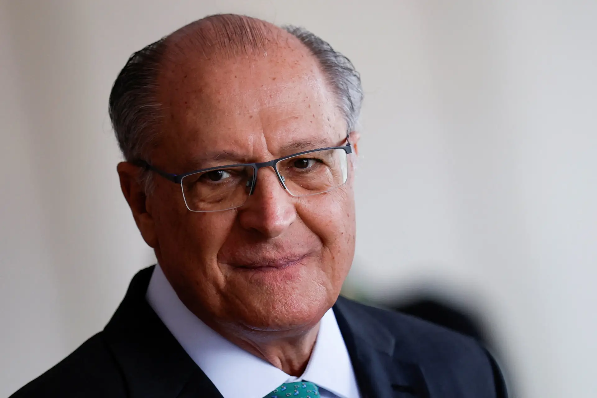 Alckmin: Brasil tentará encontrar solução com EUA para tarifas sobre aço e alumínio