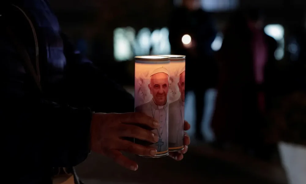 2025-02-18T181955Z_1057231681_RC25XCAQGAKY_RTRMADP_3_POPE-HEALTH 2025-02-18T181955Z_1057231681_RC25XCAQGAKY_RTRMADP_3_POPE-HEALTH