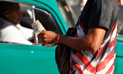 2025-02-19T223333Z_1_LYNXNPEL1I0W8_RTROPTP_4_CUBA-DOLARIZACAO-GASOLINA