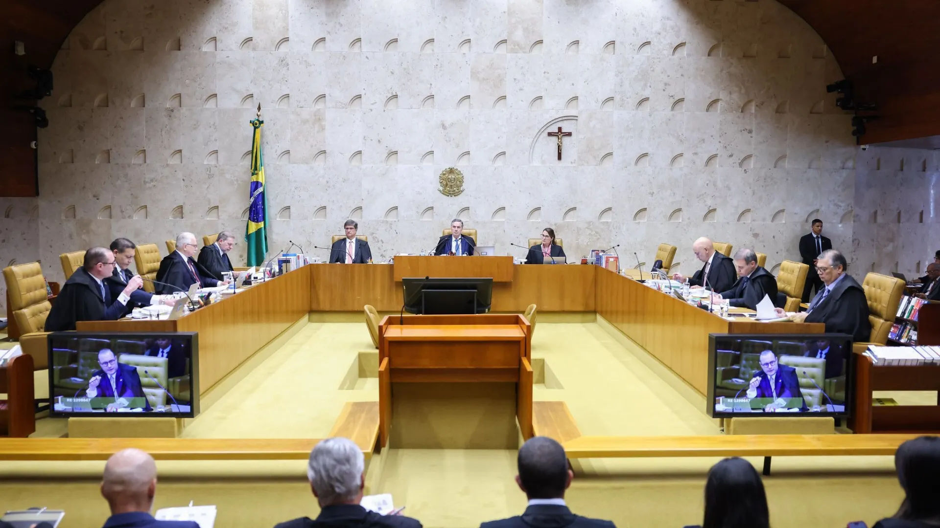 STF forma maioria para validar decisão de Dino sobre plano de emendas parlamentares