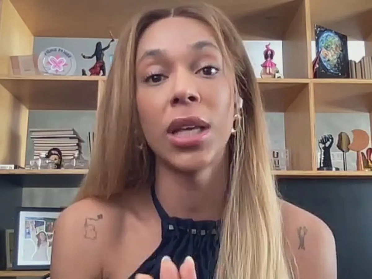 “Conseguir escala 5×2 já seria uma vitória”, diz Erika Hilton sobre PEC 6×1