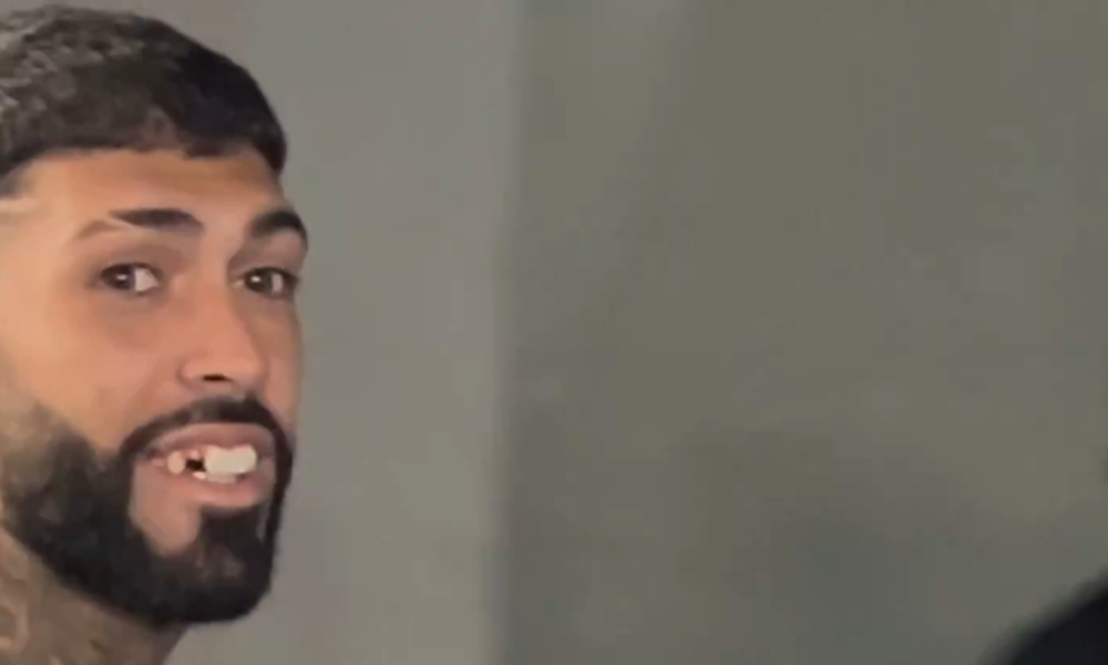 Barboza-aparece-sem-um-dente-apos-briga-e1739436174139 Barboza aparece sem um dente após briga • BTB