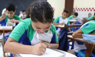 Frame-517-7-1-976x600