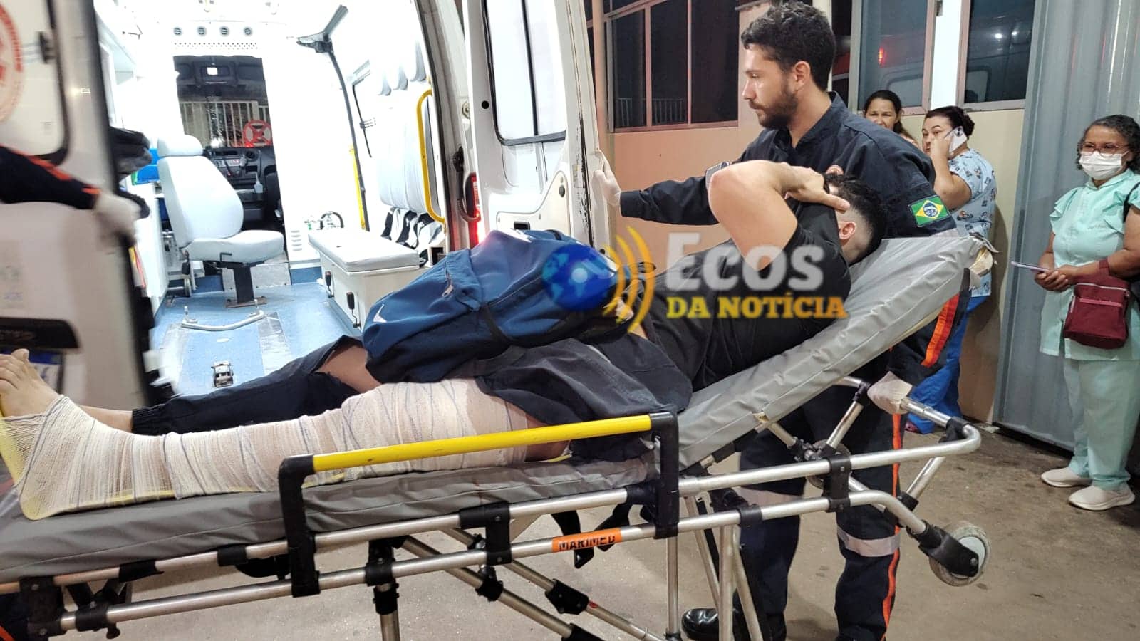 Motociclista fica ferido após colisão com carro em Rio Branco