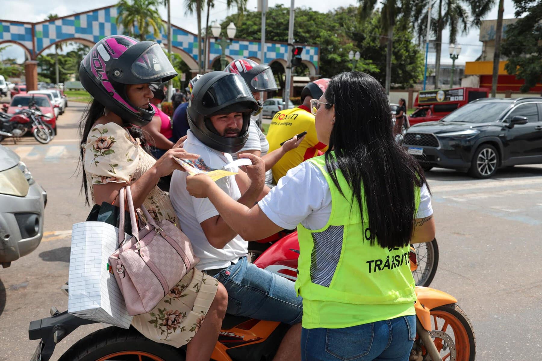 Detran/AC e Rádio Calçadão promovem conscientização no período pré-carnavalesco