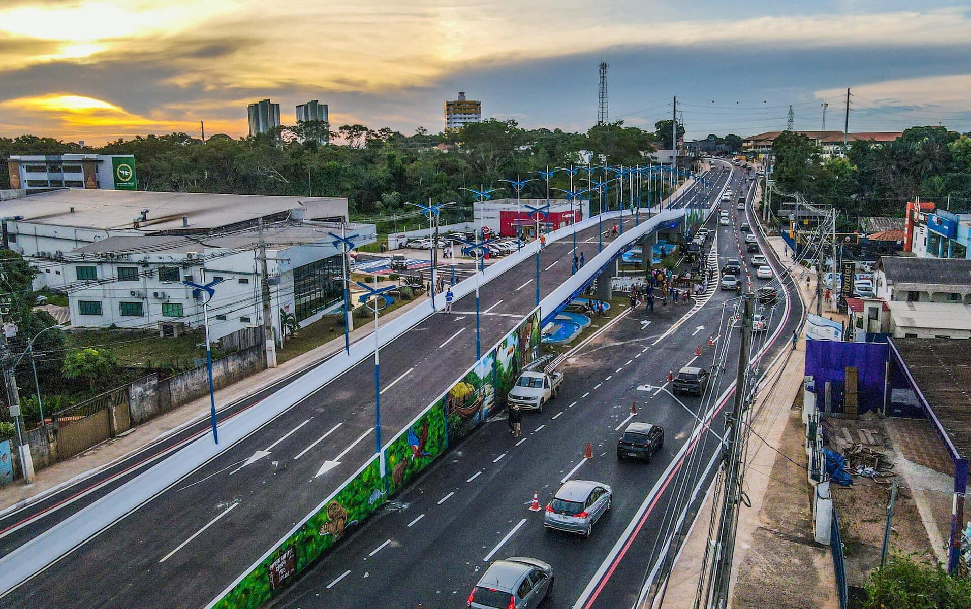 Homenagem à ex de Bocalom no elevado da Dias Martins será investigada pelo MP