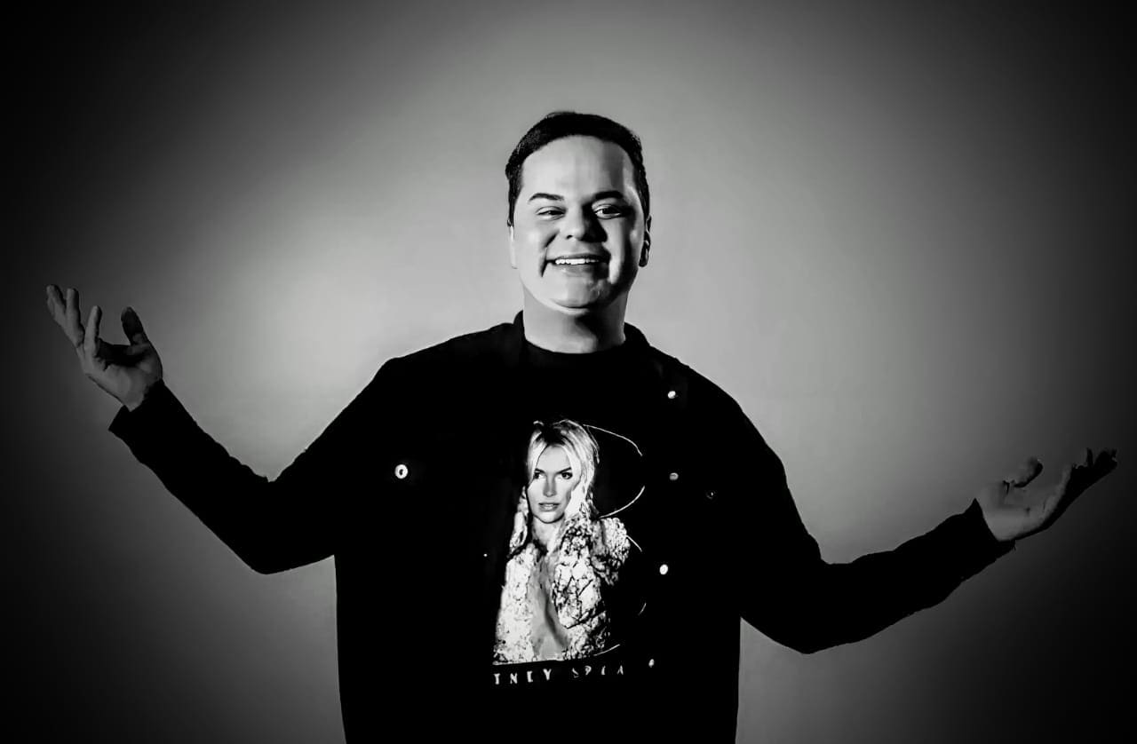 Corpo de Douglas Richer deve chegar a Rio Branco nesta terça