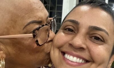 Dona Silva e Diana repetem foto, agora com o tratamento da mãe já iniciado — Foto: Arquivo pessoal