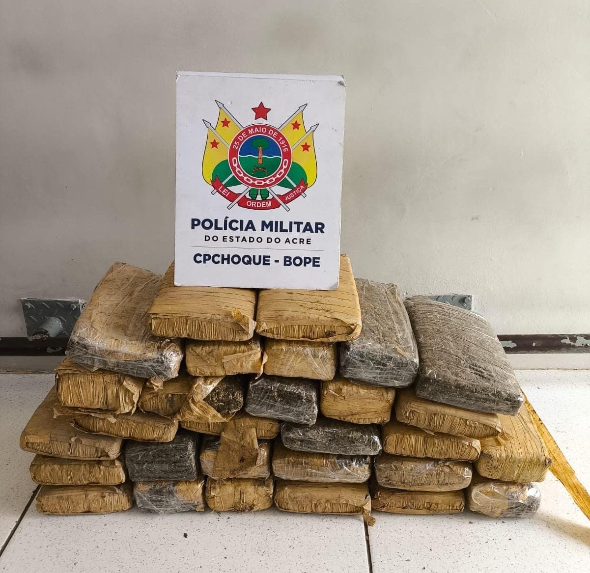 BOPE apreende quase 30 Quilos de drogas no Bairro Panorama em Rio Branco