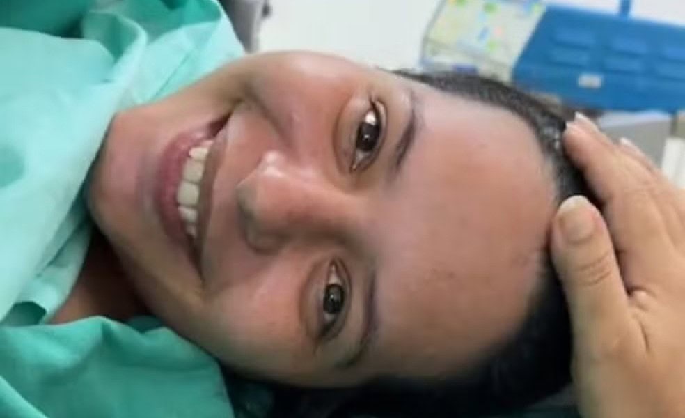 Valdinéia Satil, de Rondônia, mãe das gêmeas siamesas — Foto: Redes Sociais/Reprodução