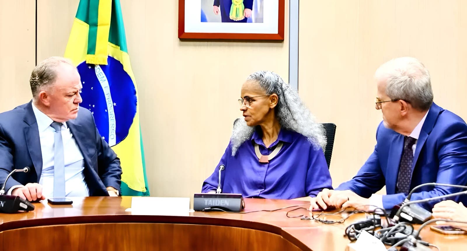 Marina Silva chama atenção nas redes sociais com novo visual