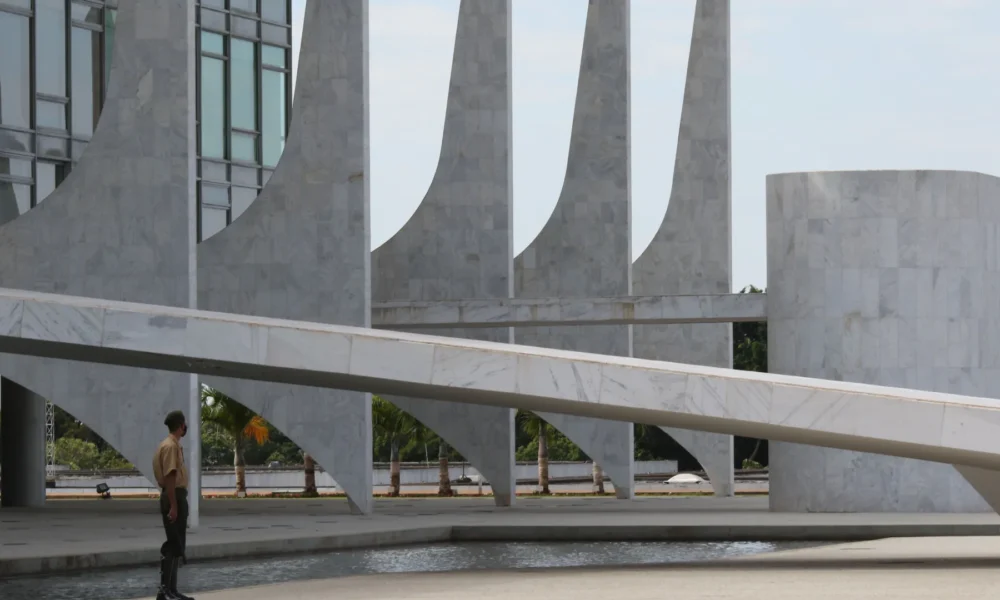 Há dez anos, o Brasil estava empatado com outros países da União Europeia -- como Itália, Grécia, Bulgária e Romênia • Agência Brasil