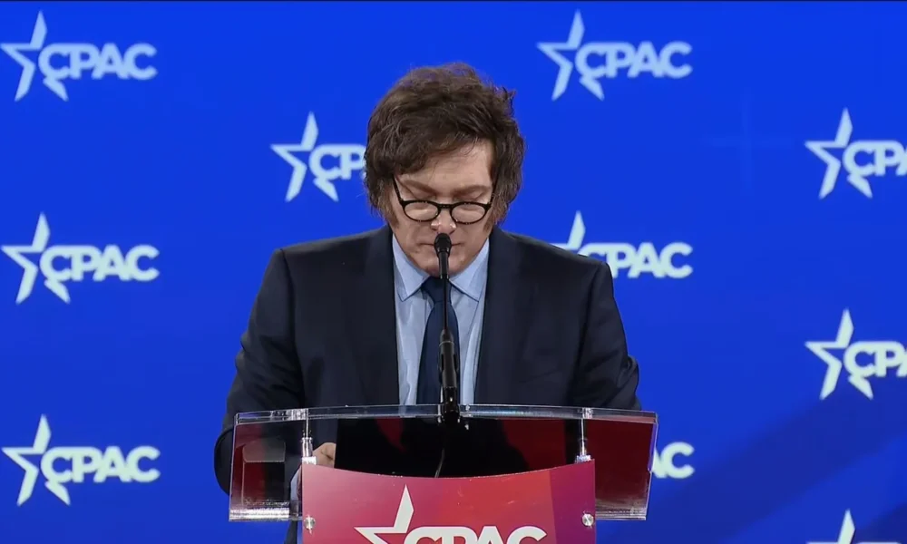 Presidente argentino, Javier Milei, discursa na CPAC • Reuters